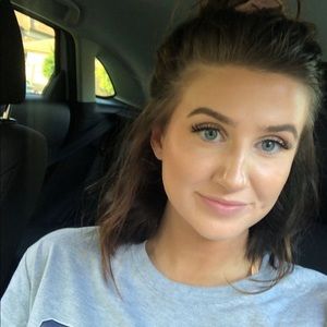 Meet your Posher, Christy